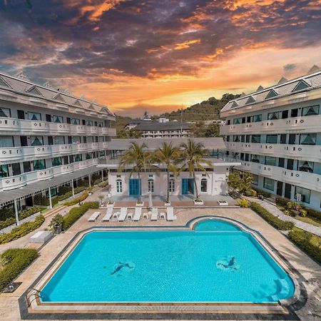Blue Carina Hotel Phuket Exterior photo