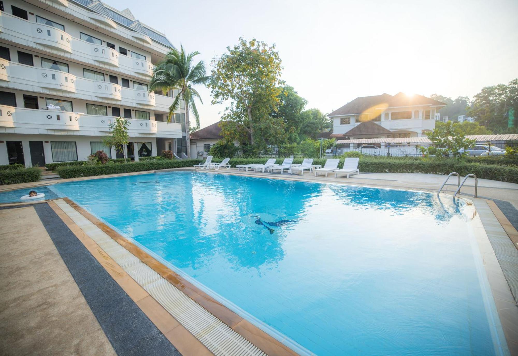 Blue Carina Hotel Phuket Exterior photo
