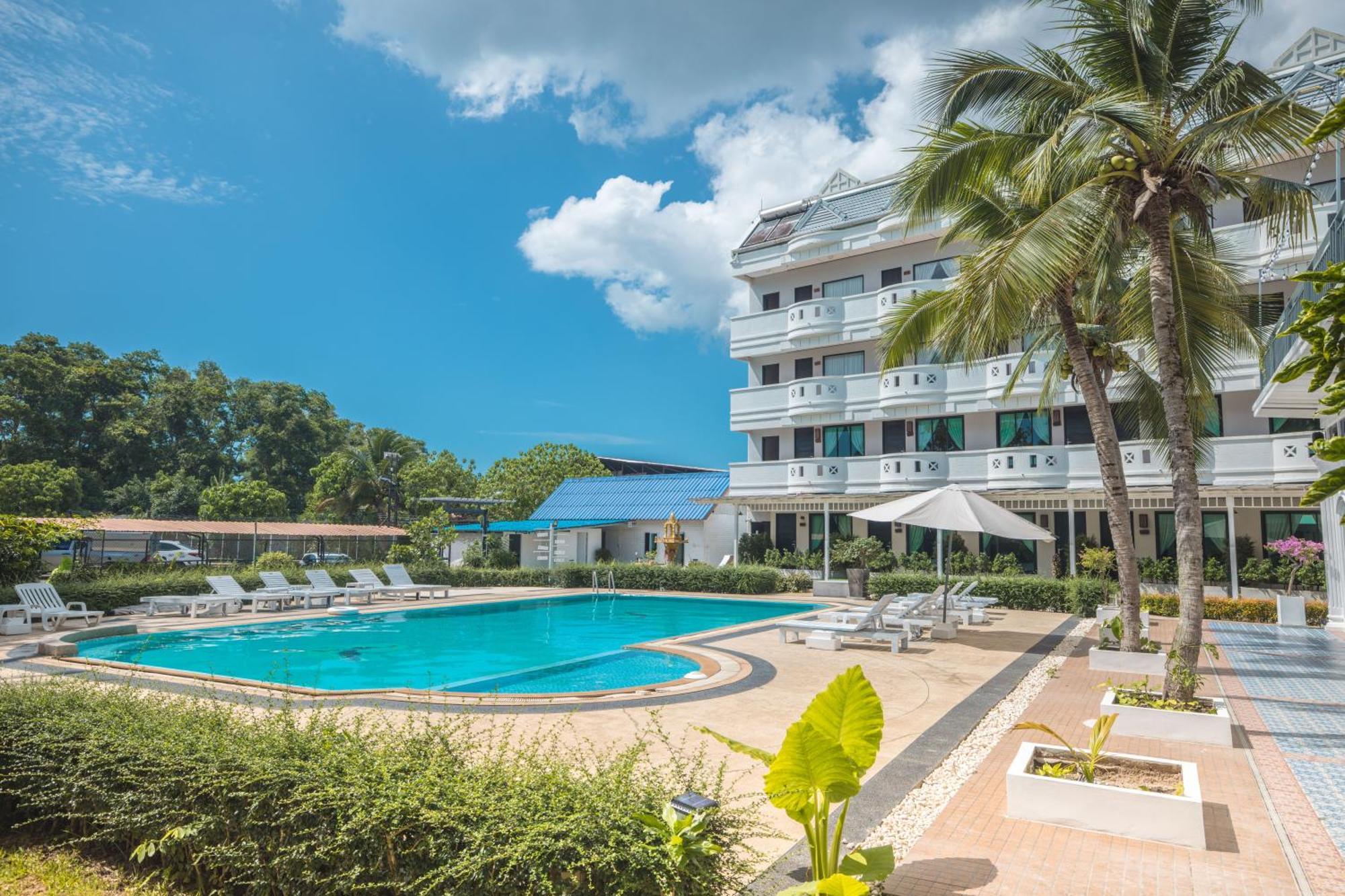 Blue Carina Hotel Phuket Exterior photo