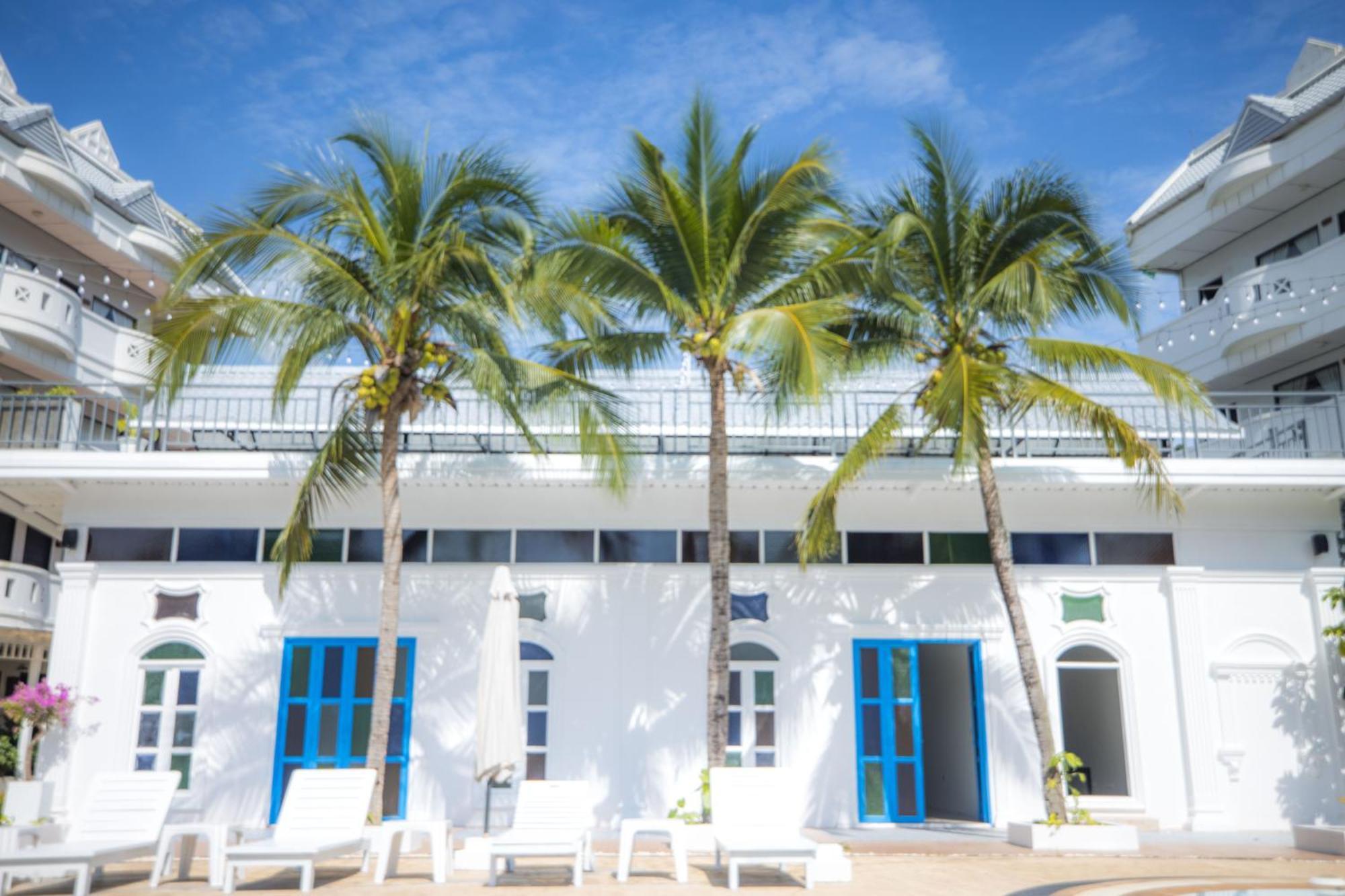 Blue Carina Hotel Phuket Exterior photo