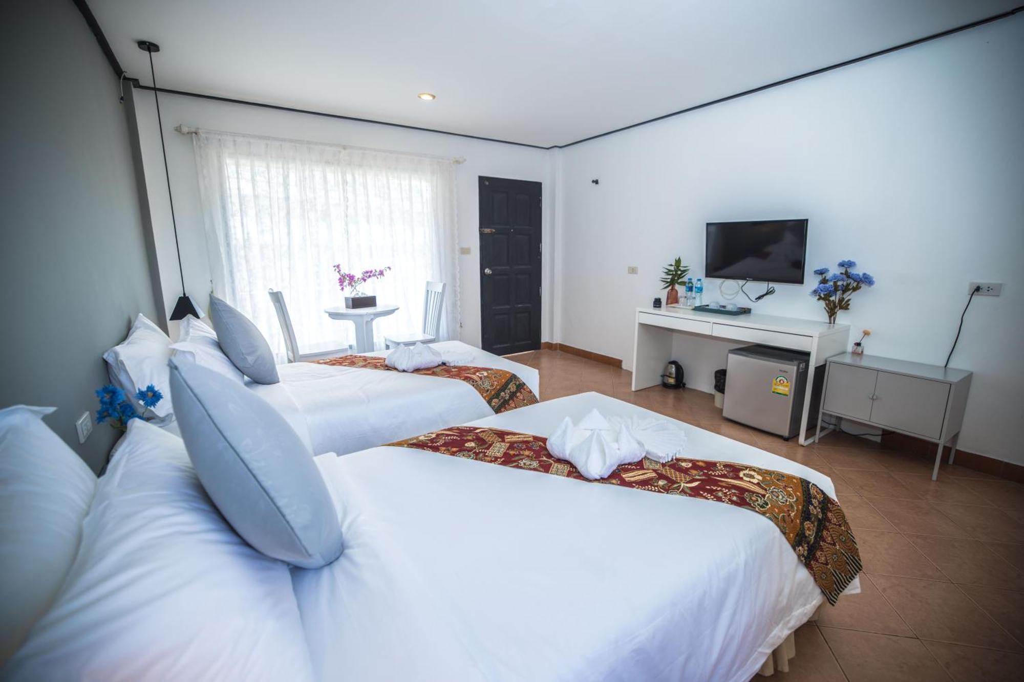 Blue Carina Hotel Phuket Exterior photo