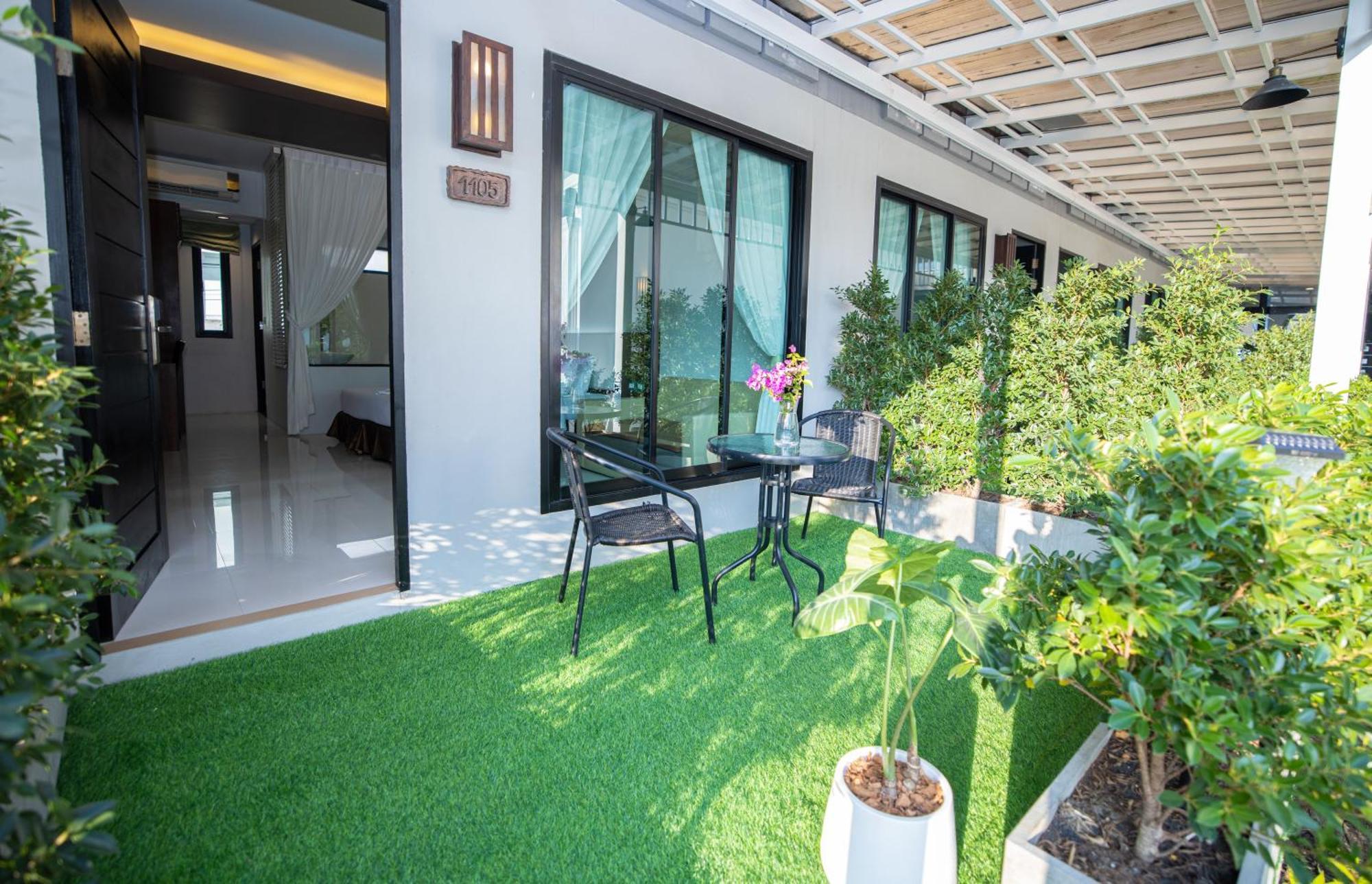 Blue Carina Hotel Phuket Exterior photo