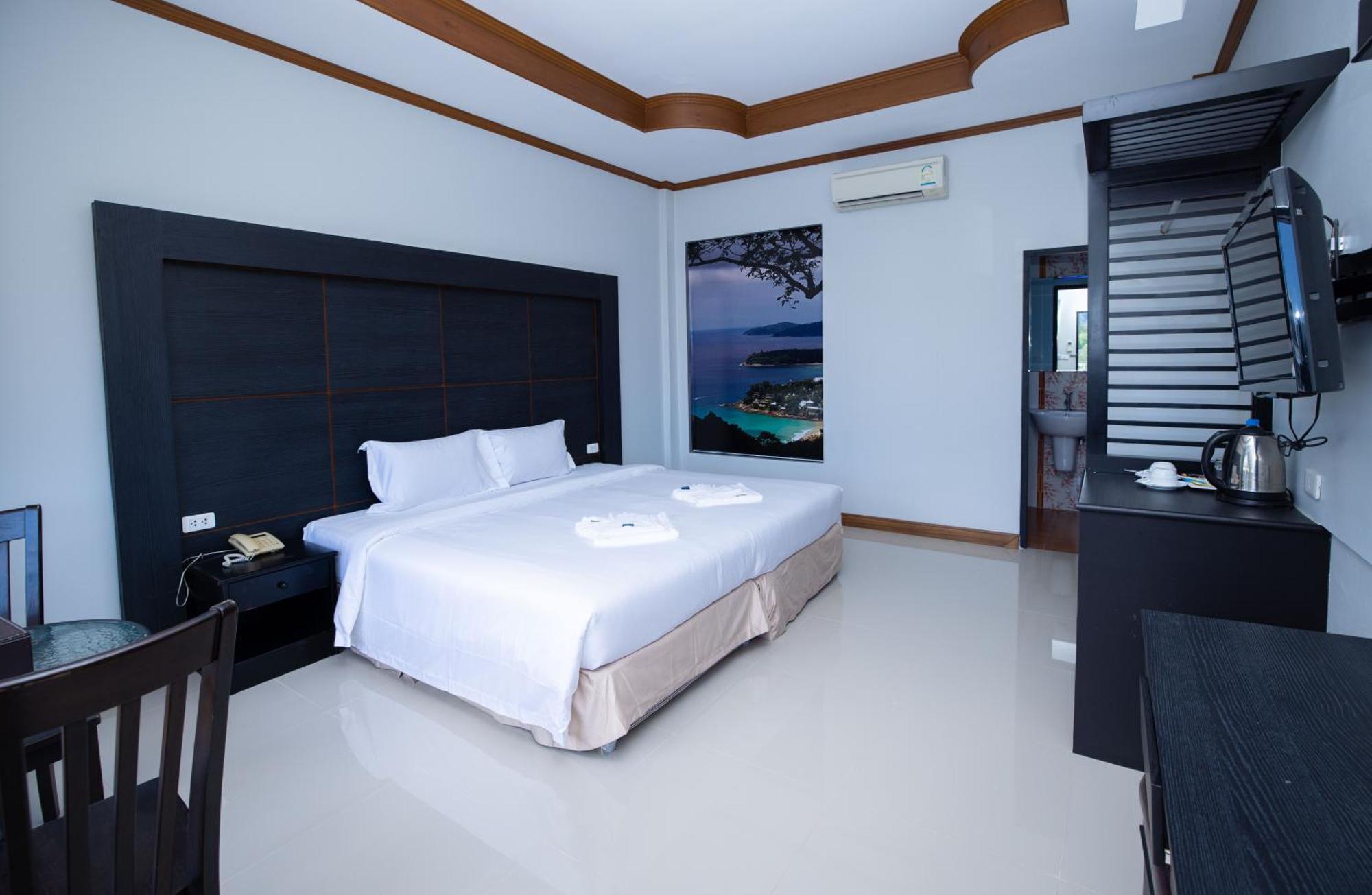 Blue Carina Hotel Phuket Exterior photo